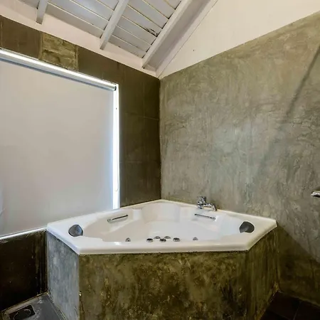 Bedrock Beach Villas Kalpitiya Exterior photo